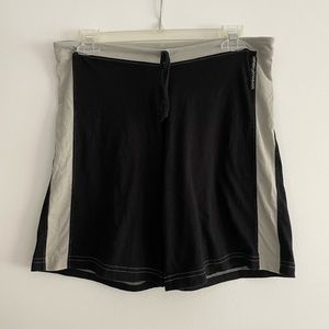 N2N Bodywear Mens Size Small 7 Inch Lounge Shorts.